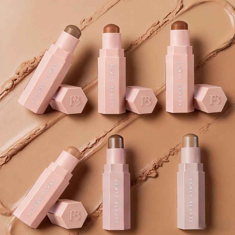 Fenty Beauty von Prominenten Empfohlener Lipgloss Glatt und Verwischungsfest Leicht zu Tragen und Wischbeständiger Konturstift zur Gesichtsformung