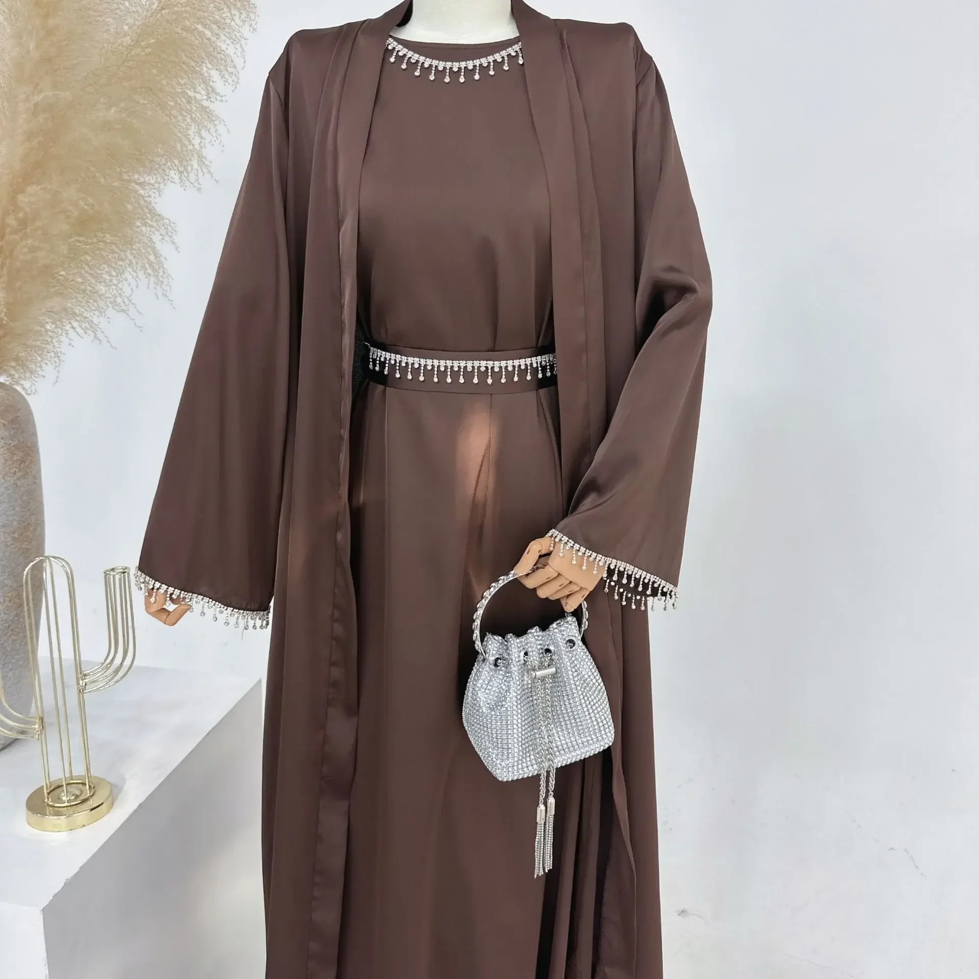 Primavera/estate abito in rilievo tinta unita Dubai Abaya set musulmano abiti da donna Caftano abaya per le donne Casual Femme Caftano abiti