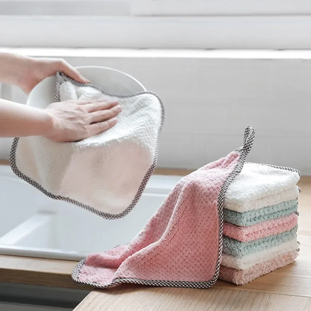

Small Hand Towel 27.5x25cm Pineapple Hanging Kitchen Cleaning Towel Handkerchief Coral Velvet Towels Washing Cleaning Towel