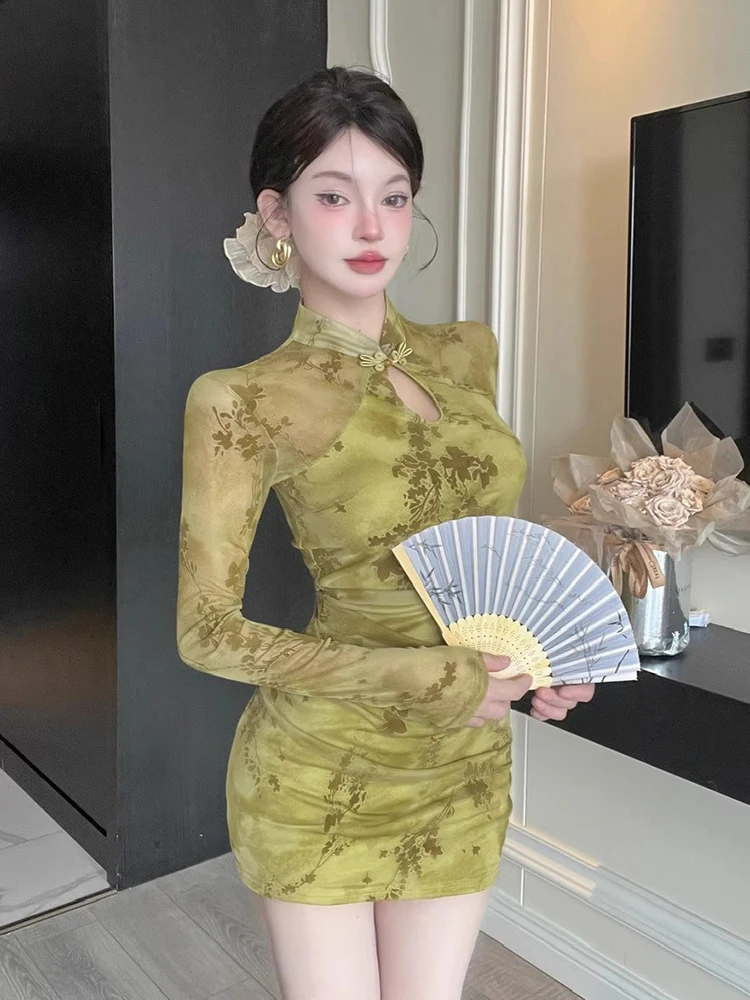 REDDACHiC ヴィンテージ花柄中国女性チャイナドレスシアー中空長袖ボディコン袍ミニドレスヴィンテージセクシーな衣装