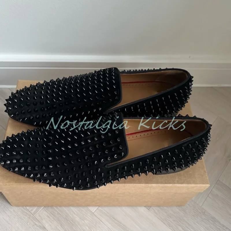 Designer Punk Style Black Suede Full Studded Loafers for Men Metal Studs Daily Flat Male Shoes Soft Leather Slip On Dress Shoes