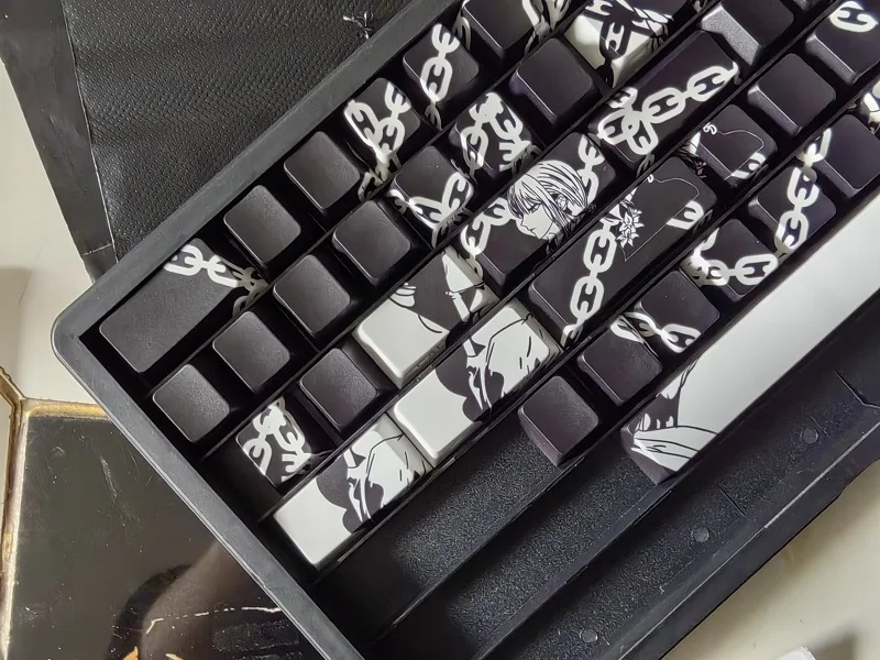 Two-layered Plastic keycap tray collection box for up to 130 keys