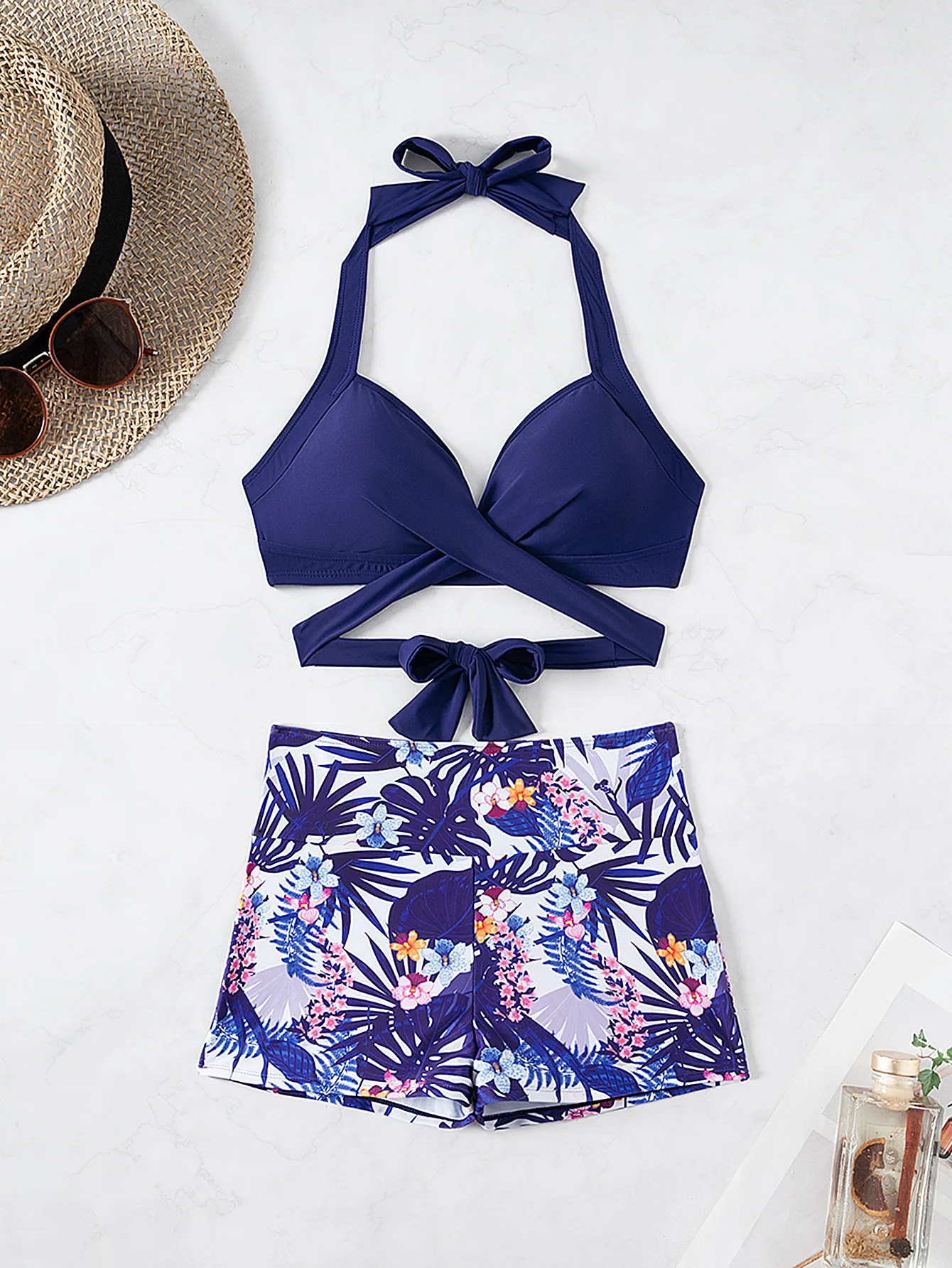 2025 Women's Bandeau Bikini Set Tropical Print Halter Tie-Side Swimsuit Sexy Two-Piece Bathing Suit Women Vintage Beach Outfits