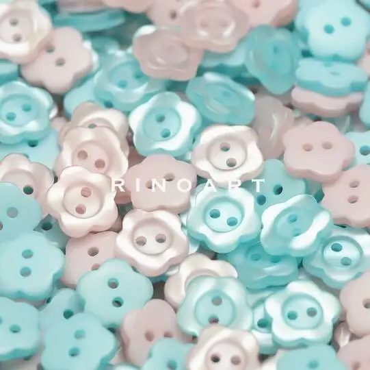 20pcs/LotSize:11mm-14.5mm Flower Shaped Two Eyes Resin Buttons Fashion Button Knitted Cardigan Accessories Sewing(SSA-4123)