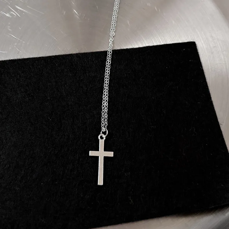 Y2K Stern Kreuz Charm Halskette Unisex Grunge Punk Modeschmuck Anhänger Zubehör für Frauen und Männer 45 cm – Detail 1