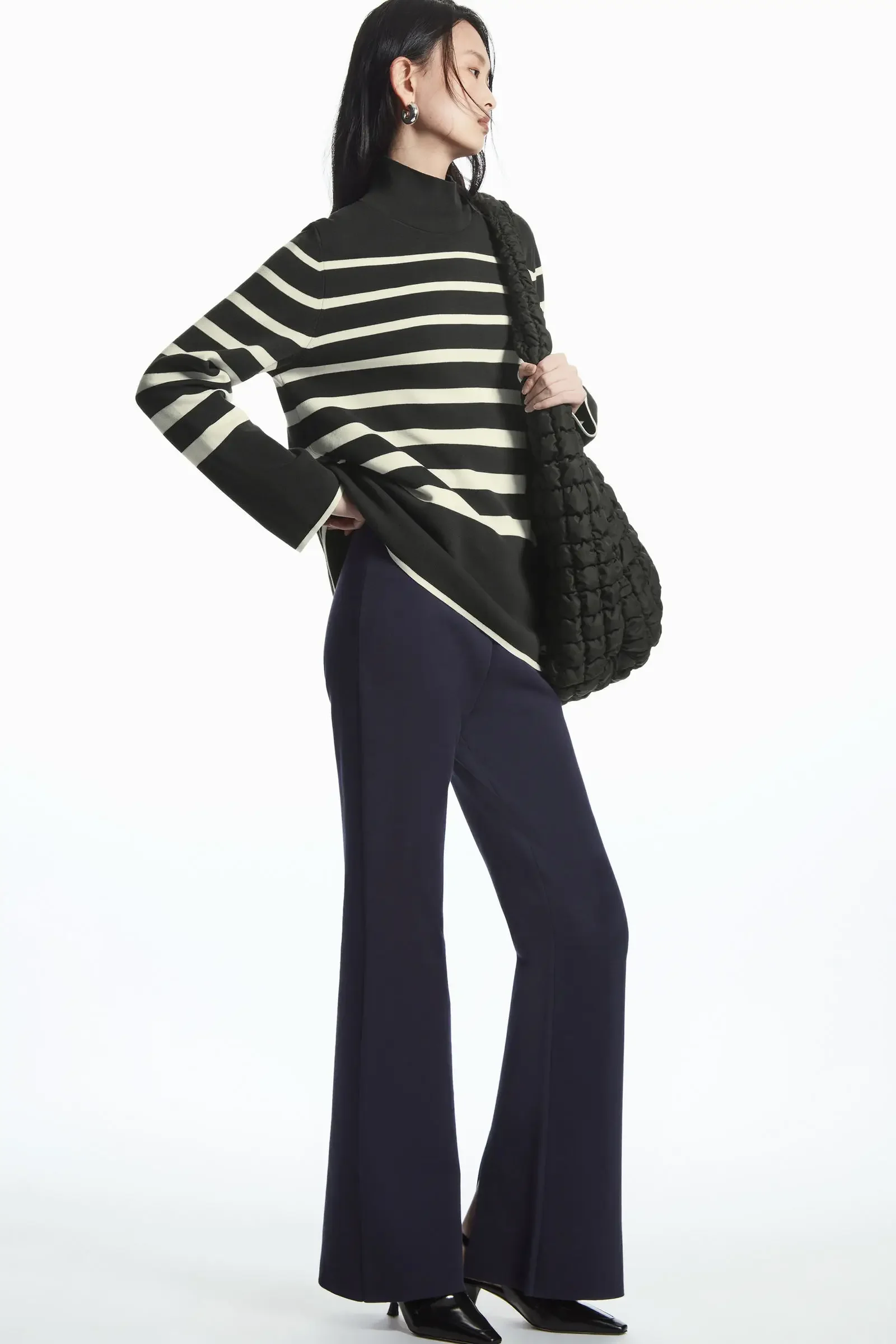 

XIMIAN APPAREL 2026 YAZHIMEI spring new style of Women's casual and fashionable Slim-fitting knitted flared pants