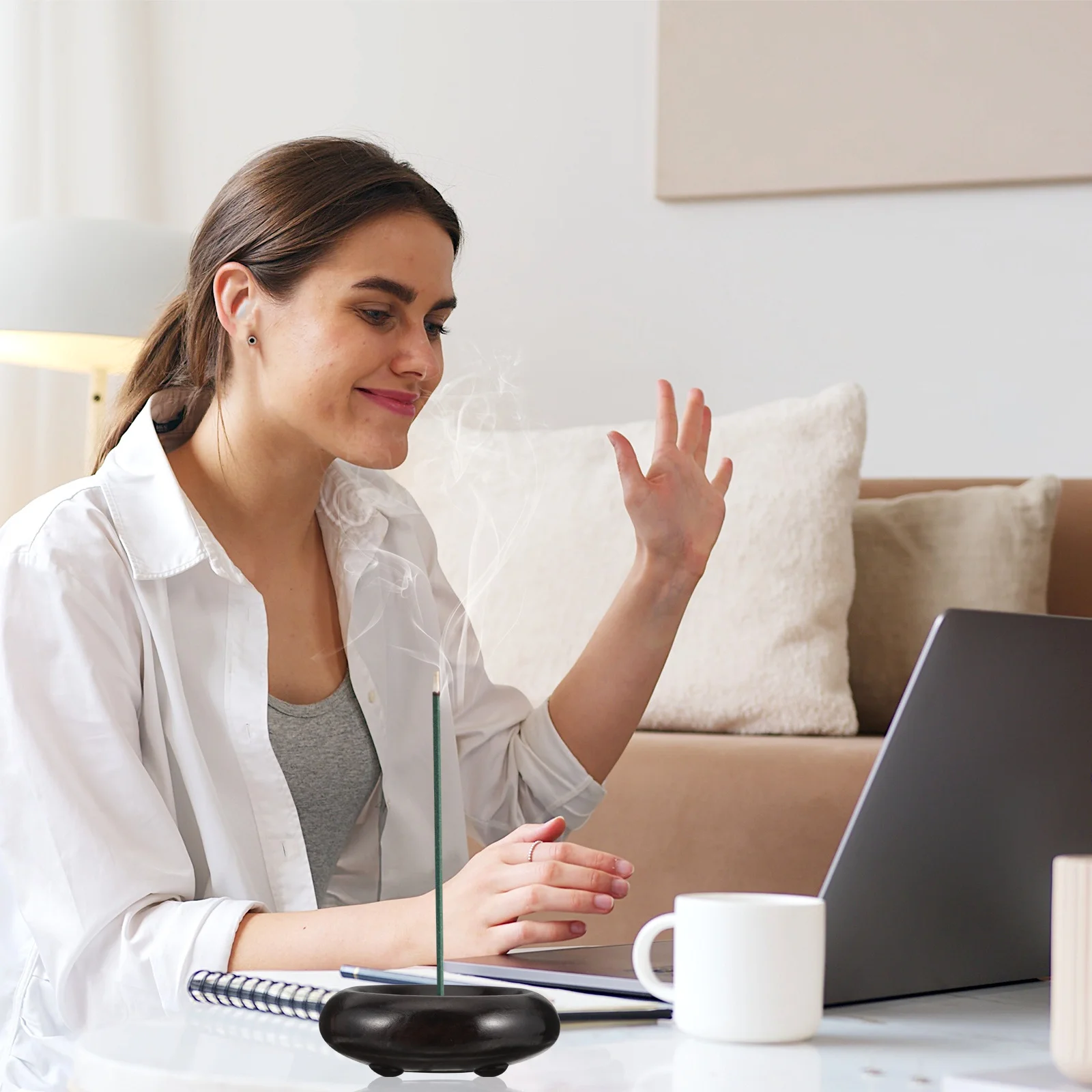 

Incense Stick Base Unique Censer Adorn Wooden Plate Table Decoration Smooth Practical Design Bedroom Office Teahouse Relaxation