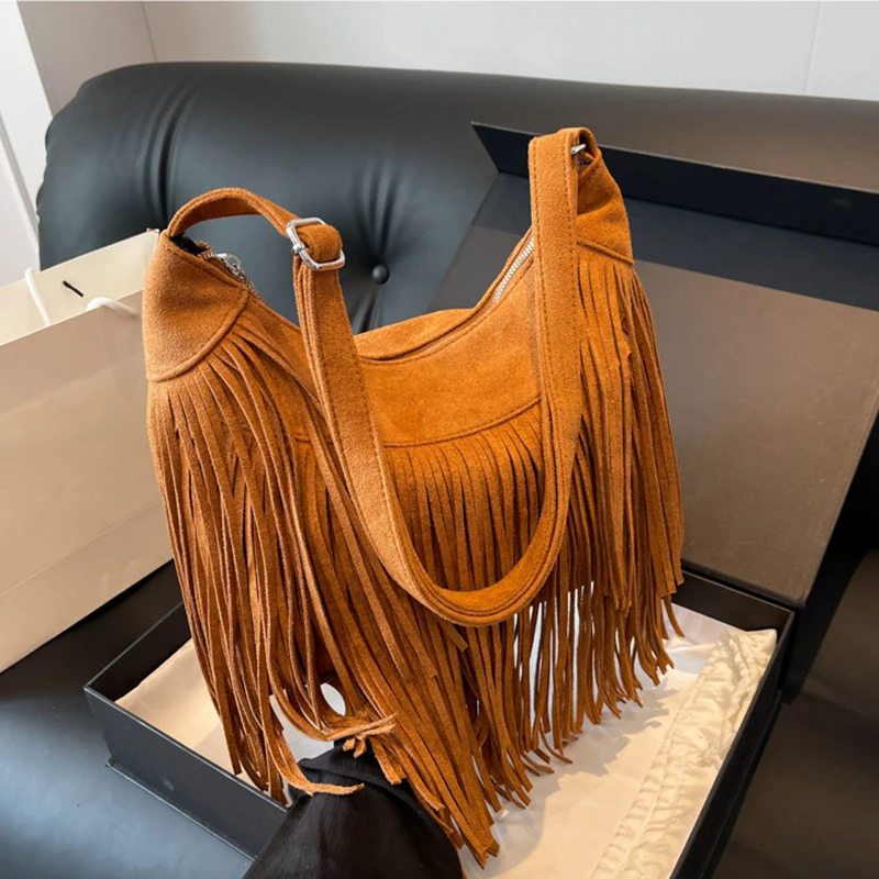 Damska torba Hobo z frędzlami Trend w modzie Torebka Zamszowa torba na ramię Crossbody Torba na zakupy Vintage Torby dojazdowe