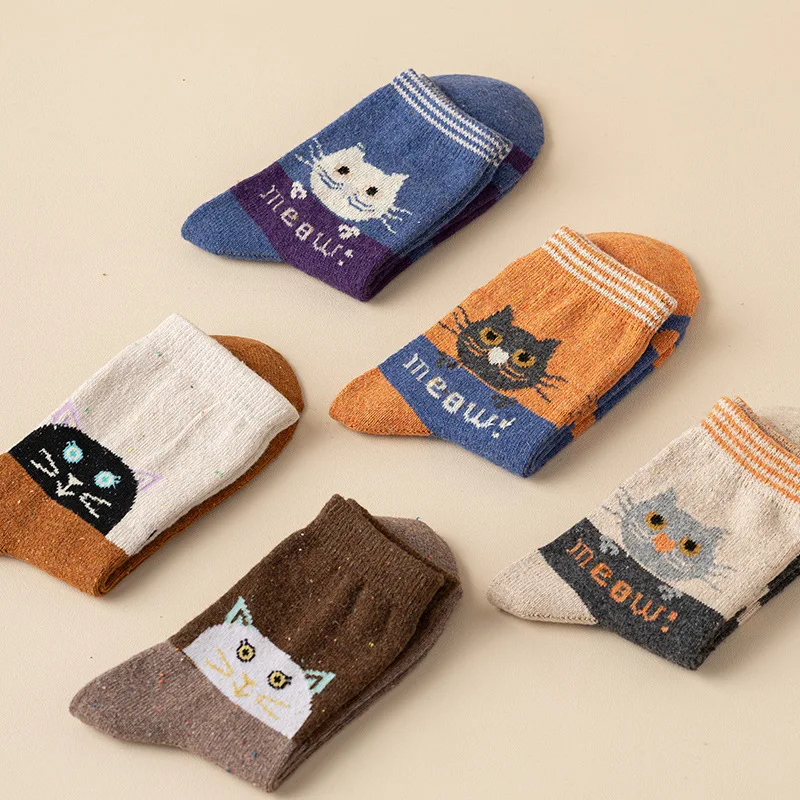 5 Pairs Women's Socks Set Cute Cartoon Dot Yarn Cat Thickened Warm Wool Sock Fashion Funny Versatile Socks For Ideal Choice Gift