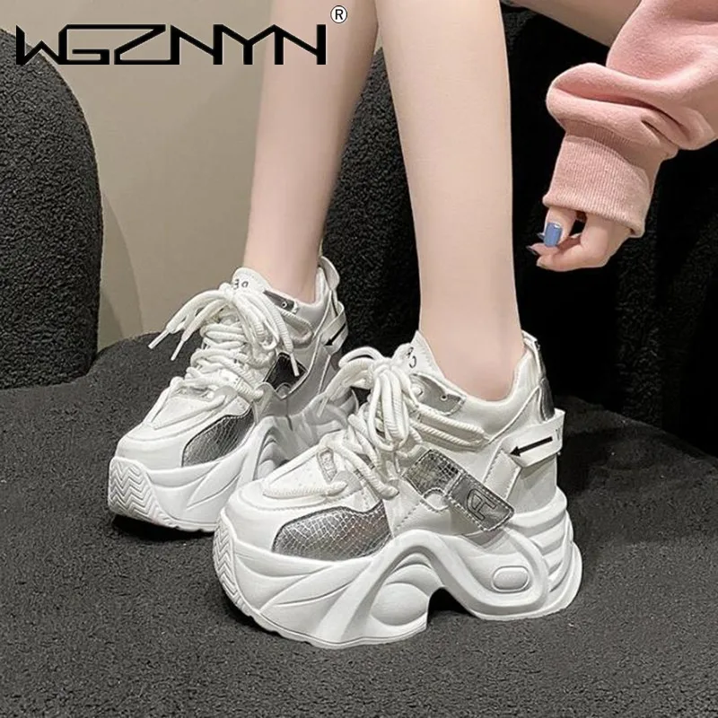 

Women High Platform Leather Sneakers New Winter Warm Plush Snow Shoes 9.5CM Thick Sole Casual Shoes Chunky Dad Sports Sneakers