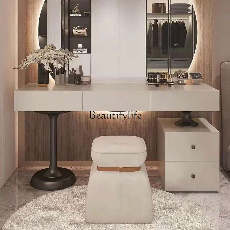 03.2025 new light luxury cream style dresser large round mirror modern simple makeup table