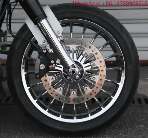 6061-T6 Aluminum Alloy18x5.5 Chrome Rear Wheel Turbo Spoke Chrome Wheel For Harley 2014-2026 Touring BikeAmericanClassicBike 201
