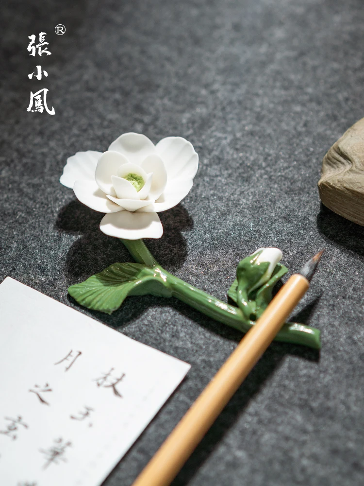 Handmade Floral Ceramic Pen Holder With Fragrance Insert and Multifunctional Pen Holder Calligraphy Accessories