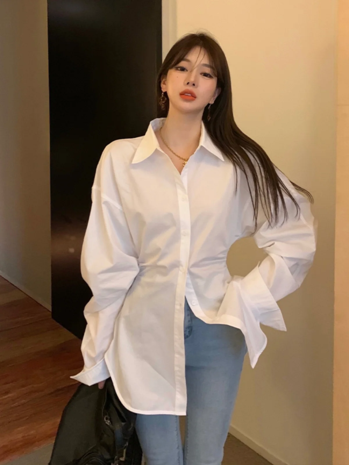 

Women's Slim Fit irt Waist Cinched Inner Wear Top Spring New Design Korean Sle Early Spring White irt