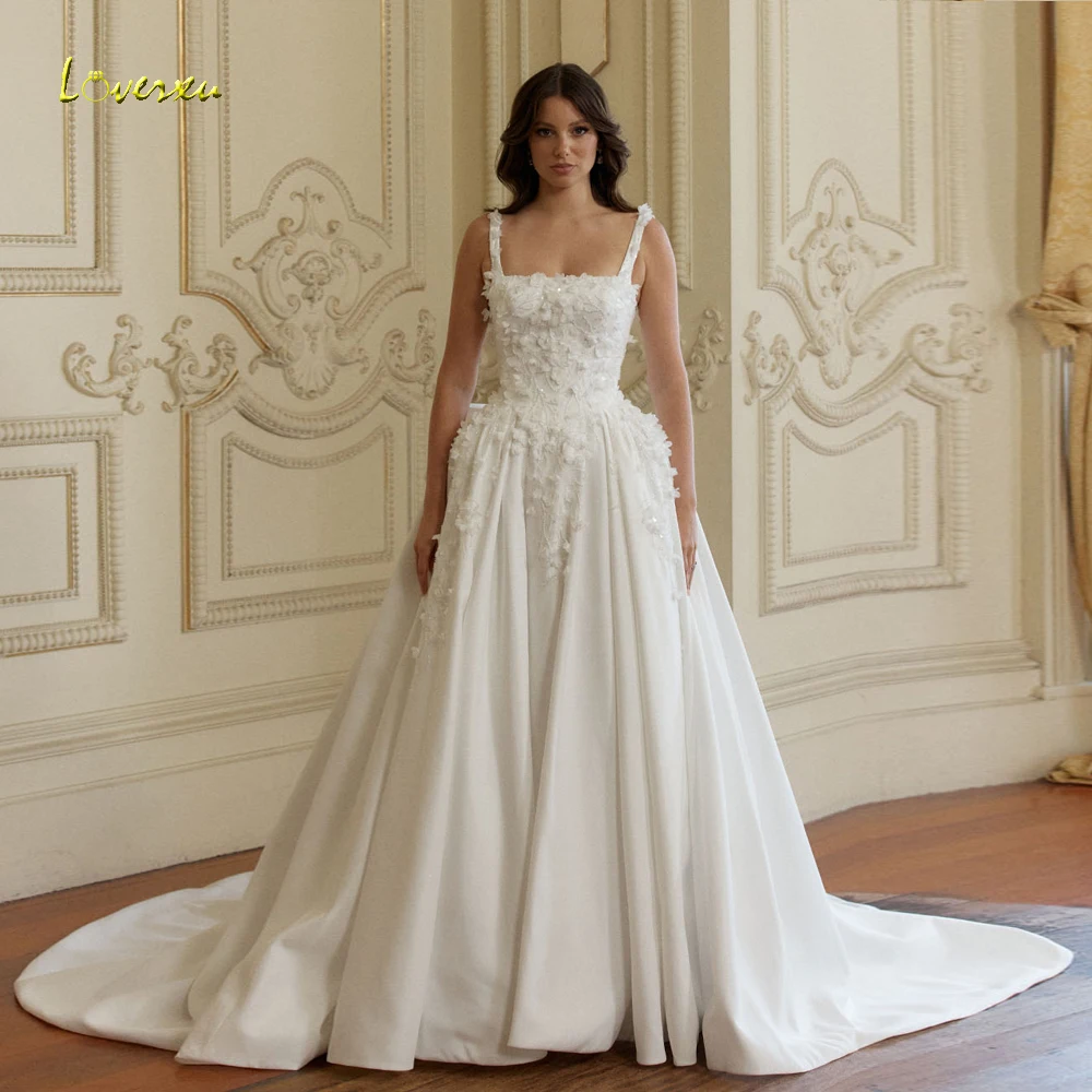 Loverxu A-Line Delicate Wedding Dresses Boat Neck Sleeveless Vestido De Novia Lace Appliques Matte Satin Custom Made Bridal Gown