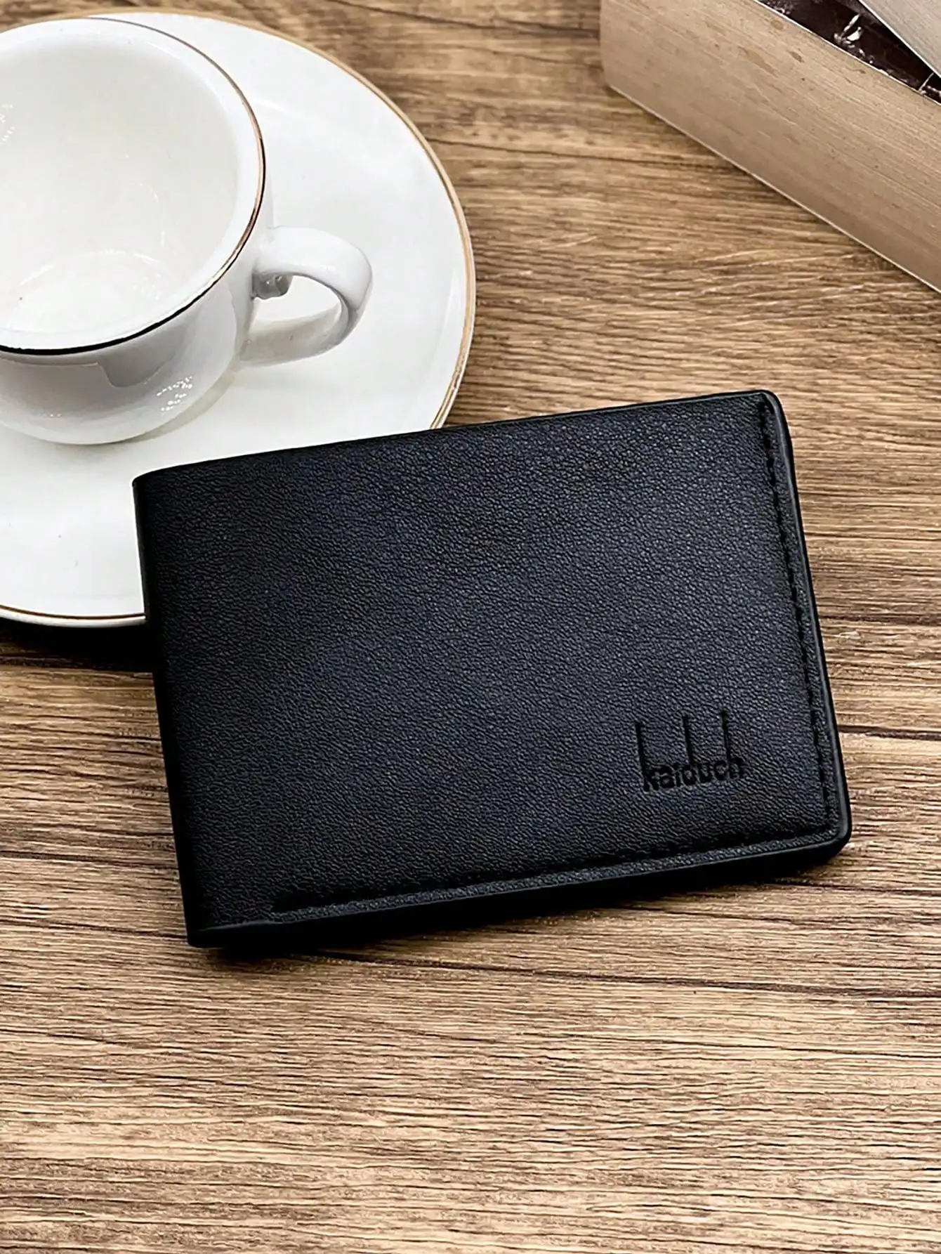 

Luxury Vintage Casual Short Wallet - Elegant High-End Business Money Clip for Everyday Use
