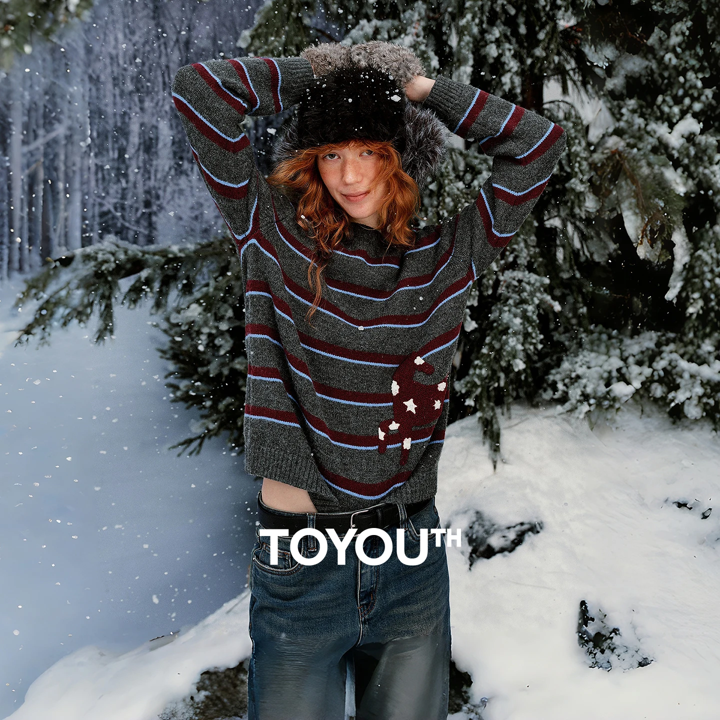 

TOYOUTH женский винтажный свитер в полоску, новинка зимы 2025 года, топ с круглым вырезом и вышивкой звезд и лошадей, базовый слой
