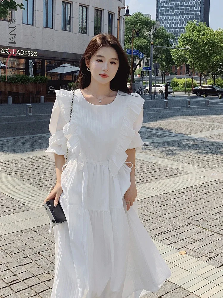 LANMREM Fashion White Fungus Edge Dress For Women O-neck Long Sleeves Drawstring Gathered Waist Dresses 2024 Autumn New 2Z2417