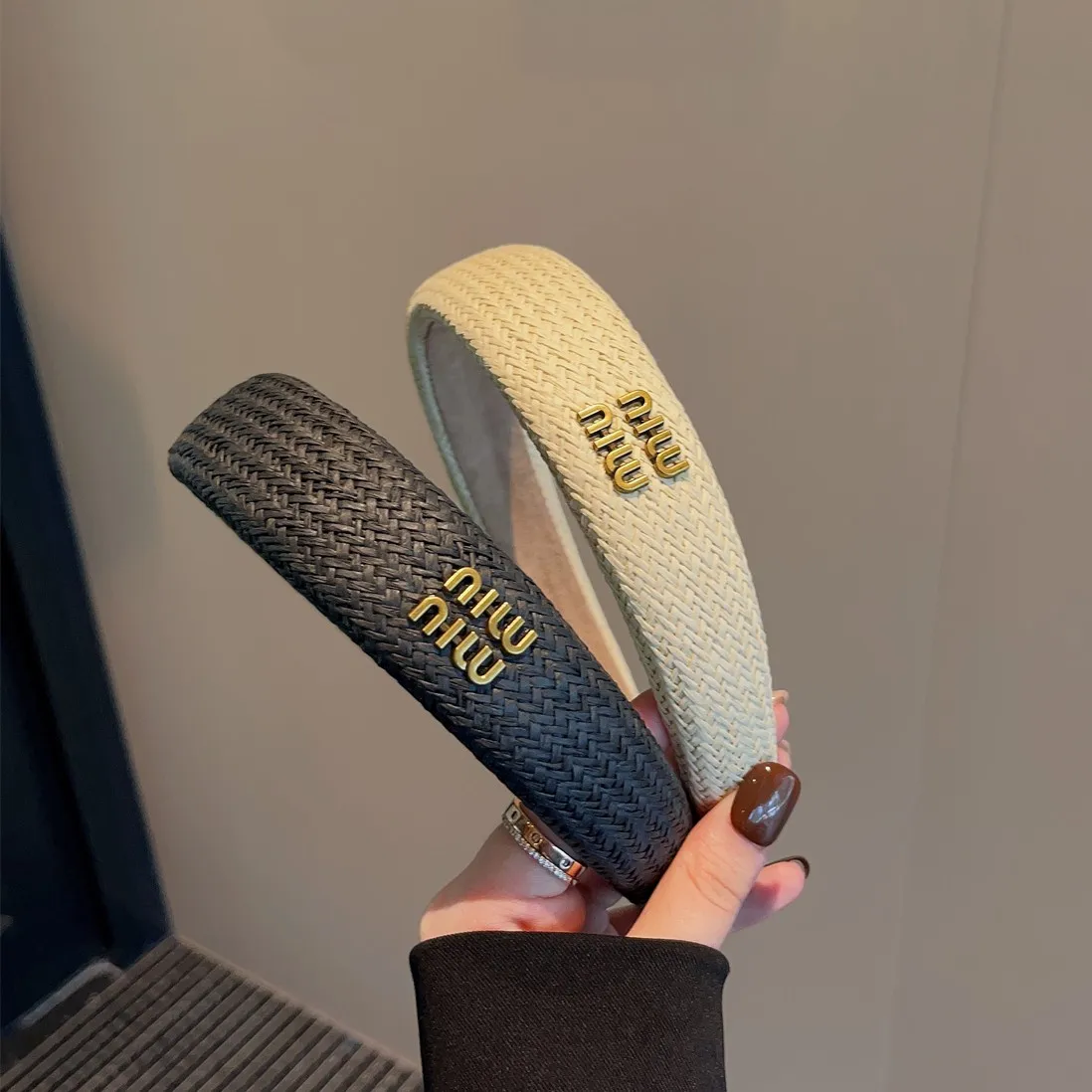 faionable-fascia-per-capelli-intrecciata-di-lusso-con-lettera-per-donna-ampia-linea-sottile-alta-piccola-fraanza-accessori-per-capelli-sle-ele