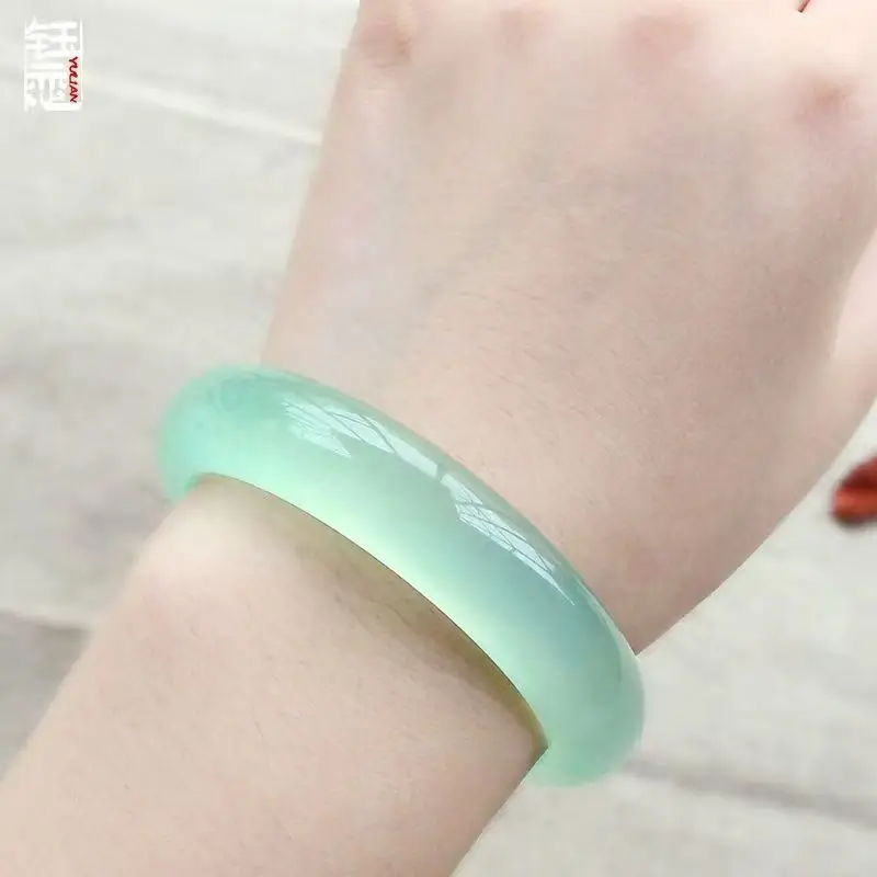 

Elegant classic exquisite natural stone jade bracelet Men women charm jewelry accessories for friends holiday birthday gift