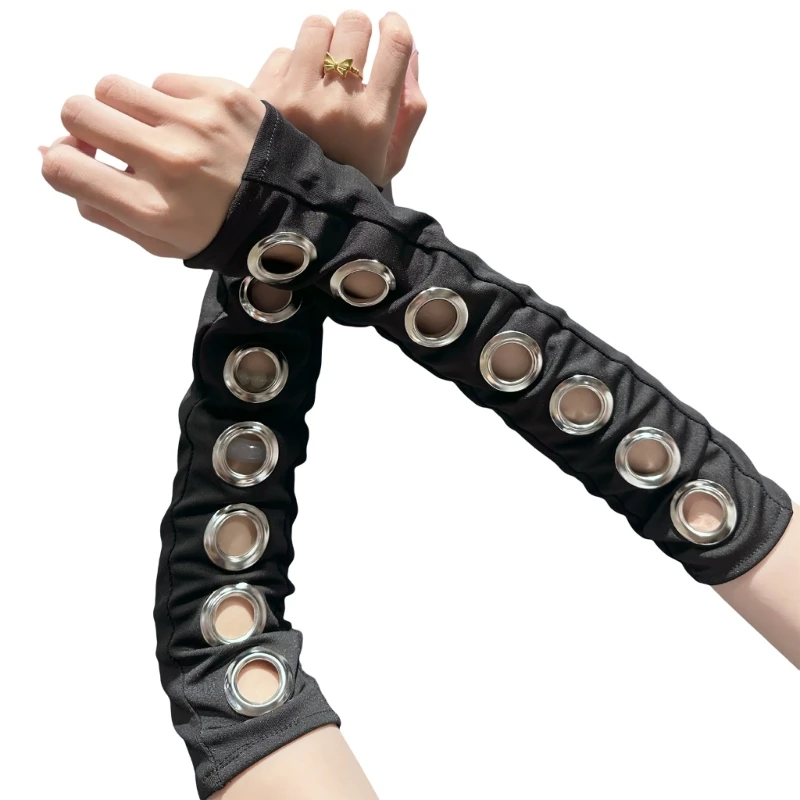 Punk ARM SLANTY STRANDY COURTIC CONSTRUITE CONTRONT