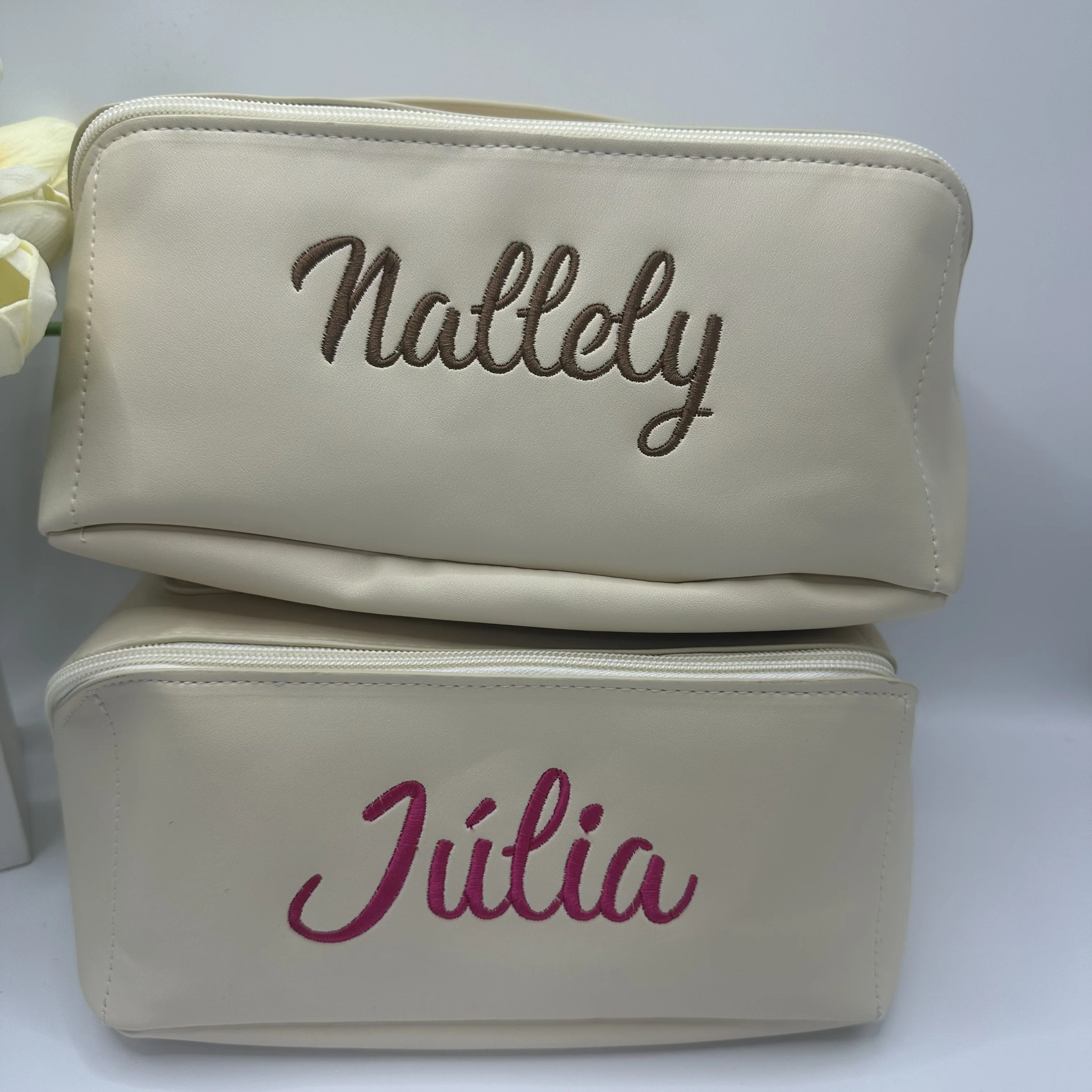 Customized Name Bride Gift Birthday Gift for Women Personalized Makeup Bag Travel Makeup Bag Christmas Gift for Her