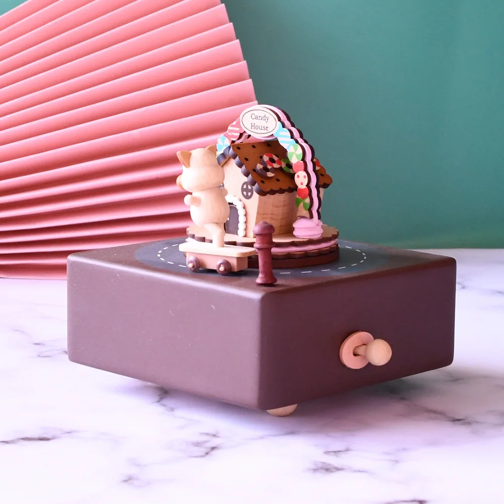 Coffee House Candy Wooden Music Box, Cartoon Cute Piggy Children’s Day Gift. Moving wind-up music box