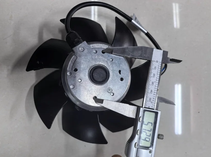 

A2D185B-7AN-AAJY -2P FZY185CO4-D 165C04-D FZY185CO2-D FAN 100% new and original