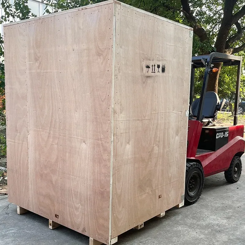 Traction trailer mobile lighthouse flood control emergency night hydraulic lift lighting vehicle