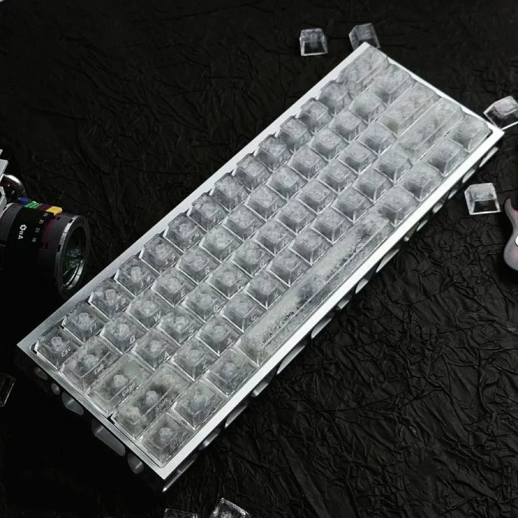 

Carbon fiber PC transparent side engraved keycap 132 keys WOOTING bee magnetic axis mechanical keyboard keycap