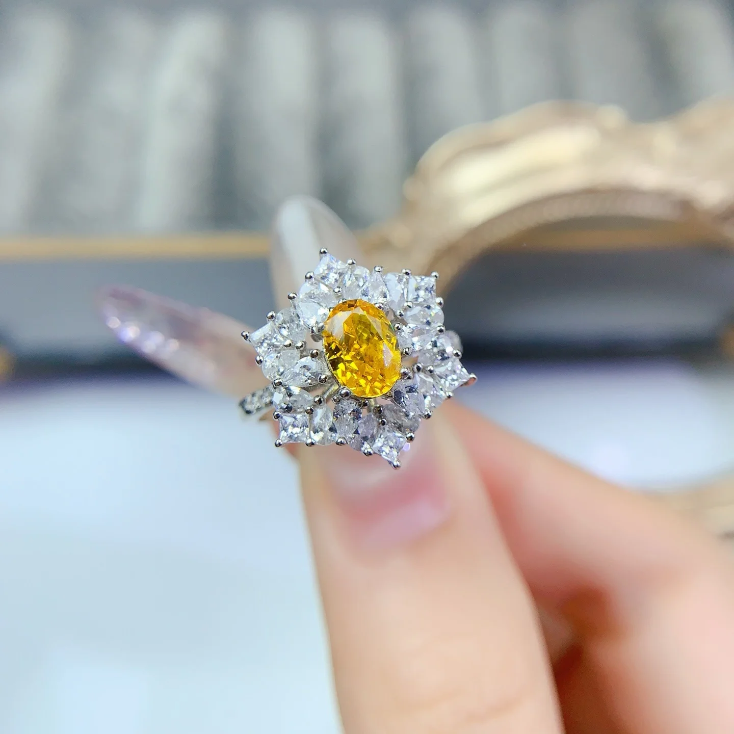 nuovo-anello-in-moissanite-giallo-argento-925-ovale-5x7mm-versatile-alla-moda-lusso-leggero-vintage-delicato-da-donna