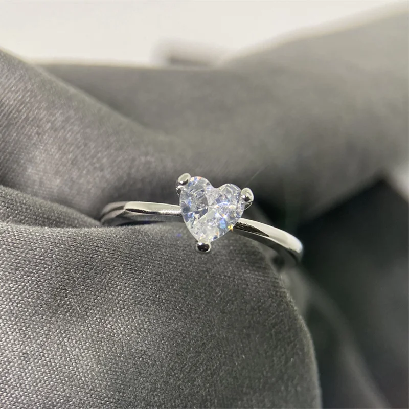 CC Little Heart Rings for Women Silver Color Love Fashion Accessories Engagement Wedding Jewelry Marriage Proposal Gift CC772