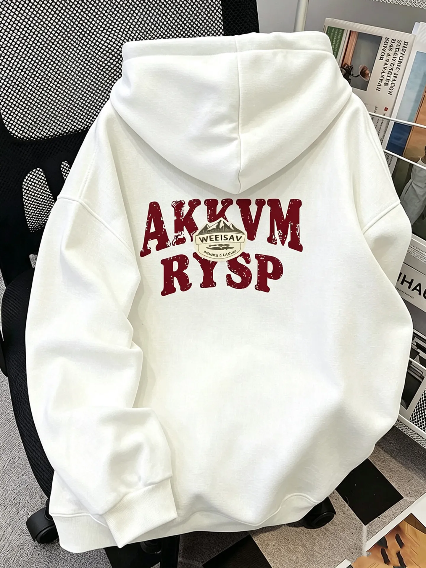 Vintage Distressed Letter Hoodie for Men Autumn Casual Oversized Hooded Sweatshirt Mountain Graphic Print Street Style Pullover