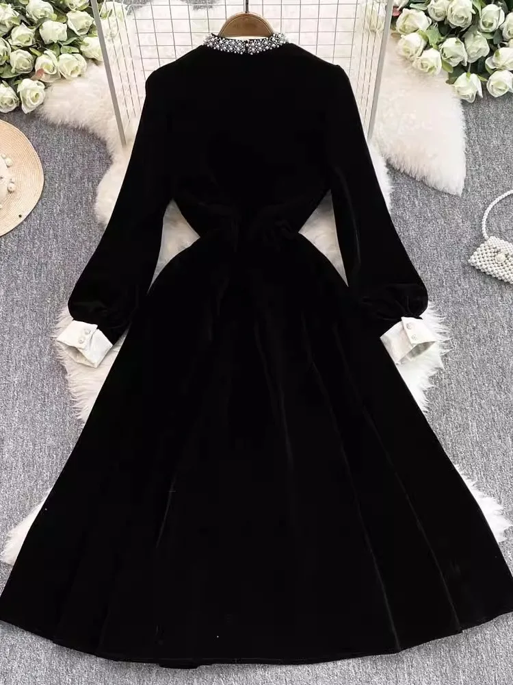 EWQ Heavy Beaded Velvet Black Evening Dress For Women Autumn And Winter 2024 New Korean Style Fashion Versatile Style 27X1861