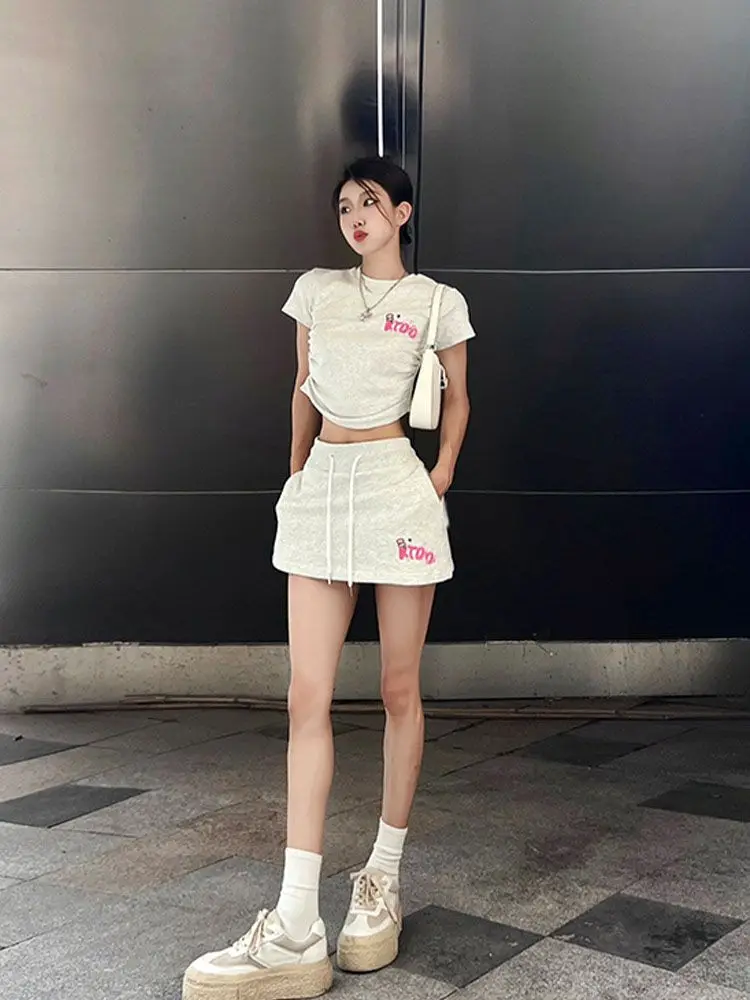 

Sweet Hot Girl Casual Suit Women's Summer O-neck Short-sleeved T-shirt High Waist Skirt Two-piece Set Fashion Female Clothes
