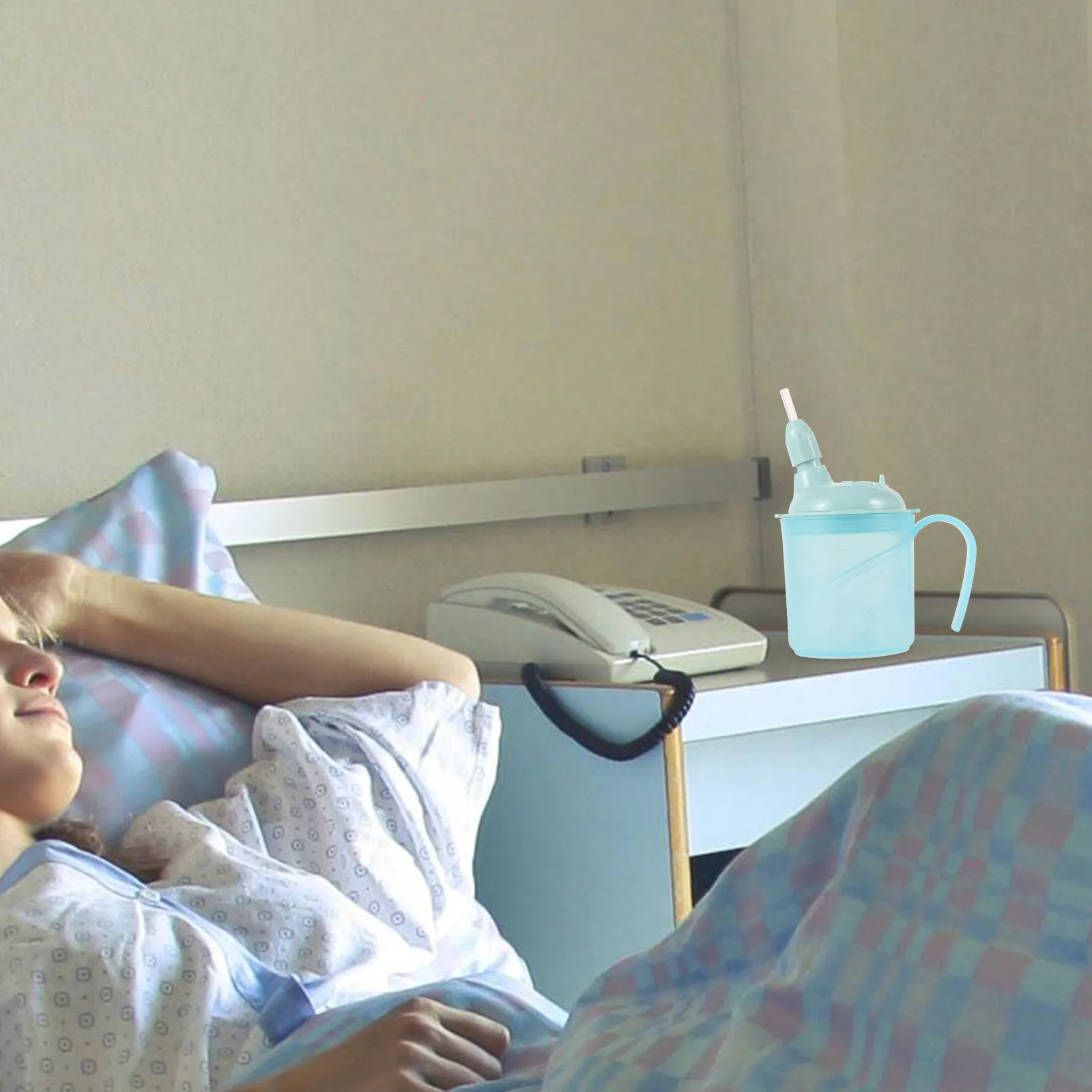 

2Pcs Nursing Cups for Elderly Spill Proof Adult Sippy Cup with Straw Safe Liquid Feeding 300Ml Nursing Cups for The Elderly