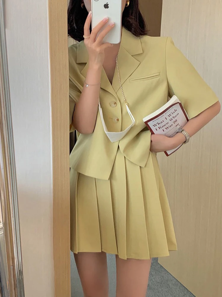 completo-tailleur-gonna-giallo-casual-professionale-da-donna-nuovo-modello-2026-set-due-pezzi-estivo-alla-moda-stile-dolce-e-giocoso-streetwear