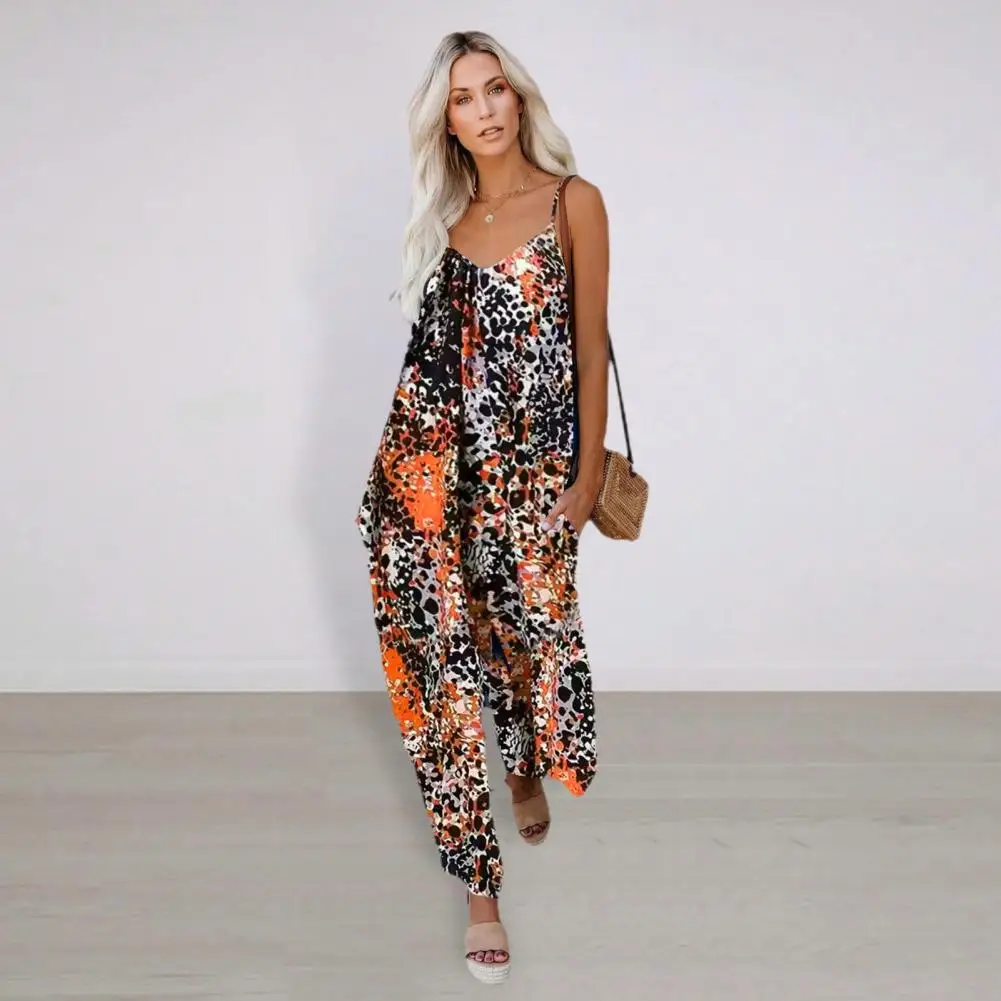 จั๊มสูทผู้หญิงขาบานคอวีแขนกุดมีกระเป๋าเปิดหลังหลวมมีสายพิมพ์ลายเสือดาวหลวมฤดูร้อน