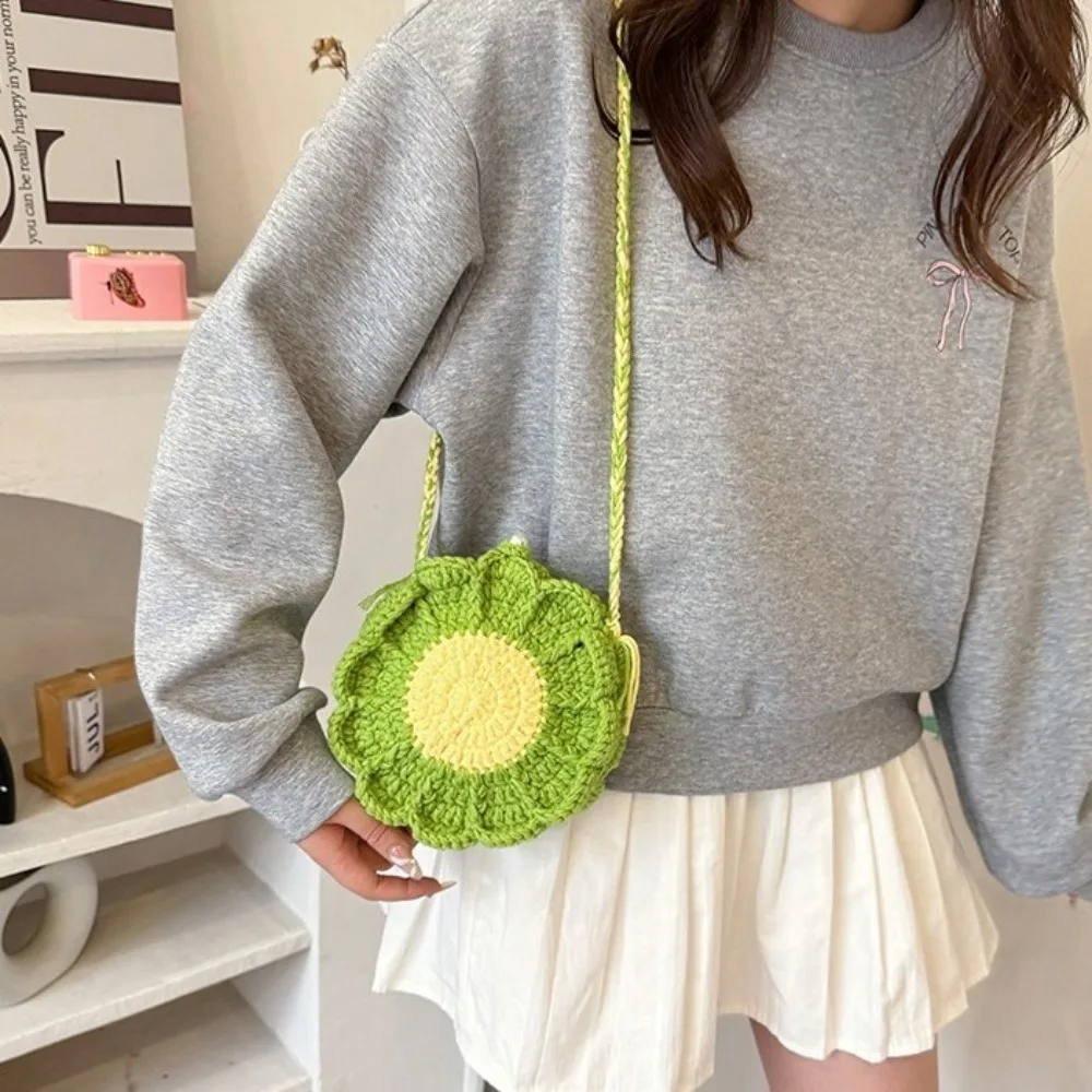 

Cute Knitted Sun Flower Weave Bag Messenger Bag Crochet Flower Shoulder Bag Romantic Bohemian Beach Crossbody Bag Summer