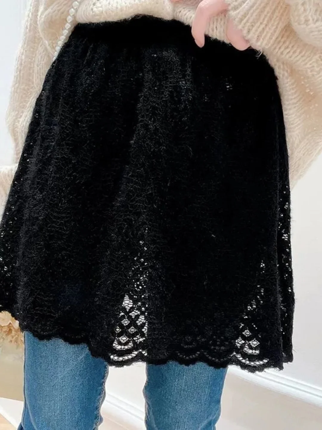 plus Size High Waist Lace Hollow out A-Line  Skirt Women's Gentle Style Flesh Concealing Short Skirt Casual Style