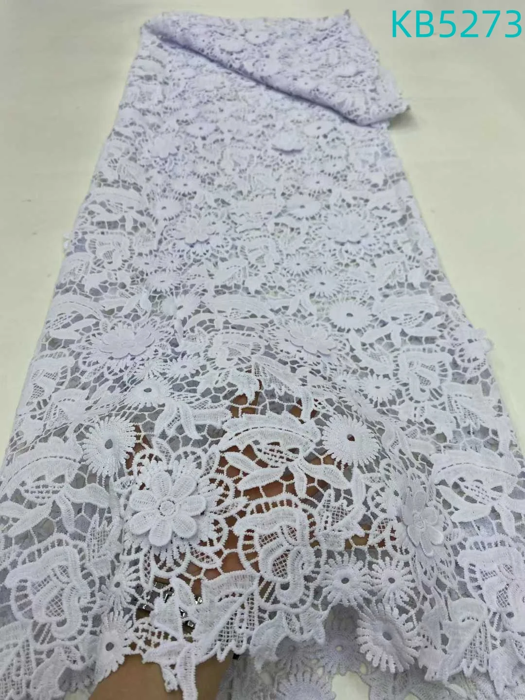 

2024 Latest French 3D Cord Tulle Lace Fabric High Quality African Guipure Lace Fabrics With Sequins For Evening Dresses KB5273