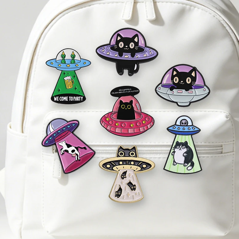 4-9 Stück/Set Cartoon Japan Anime Katzenmesser Emaille-Pins Comedy TV Flork Meme Eidechse Zauberer Frosch Luftschiff Roboter Brosche Schmuck Abzeichen – Detail 22
