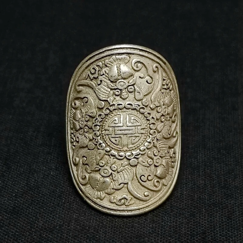 Old Chinese Tibet Silver Carving Five Bats Statue Ring Ornament Antique Tibetan Art Collection