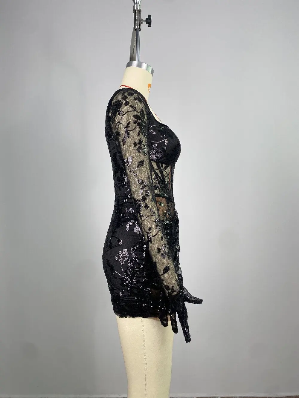 Robe Longue Noire Élégante en Dentelle pour Femme, Jupe Courte Plissée, Sexy, Col en V, Chic, Boîte de Nuit, Soirée, Nouvelle Mode, Envoi de 72h