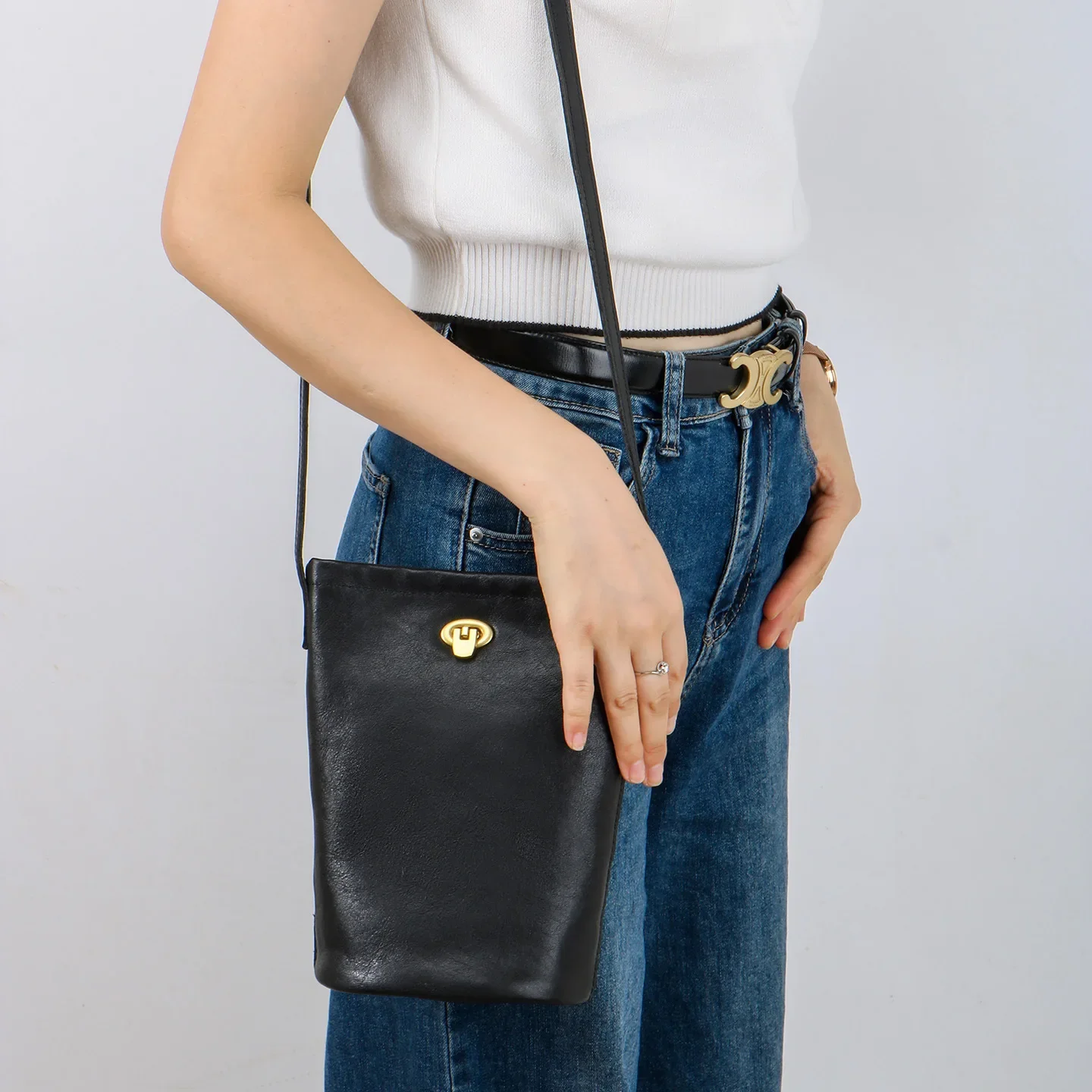 

Multi-Color Genuine Leather Women's Crossbody Bucket Bag Minimalist Design Versatile Shoulder Bag Adjustable Strap Phone Bag