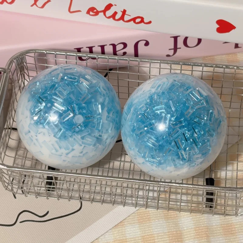 Glacier Blue Squishy Ball – Weiches Slow-Rebound-Spielzeug lindert Stress für Erwachsene/Kinder, verbessert den Fokus, Schulbelohnungsgeschenk
