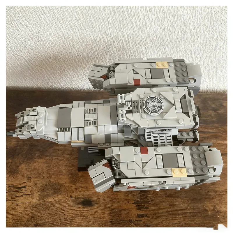 751pcs MOC Alien USCSS Nostromo Midi Scale Icons Model Building Toys Blocks Construction Idea Festival Gifts Brick