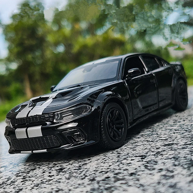 1:32 DODGE Charger SRT HellcatโลหะผสมกีฬารถDiecastกล้ามเนื้อยานพาหนะรถจําลองเสียงและแสงของเล่นเด็กของขวัญ