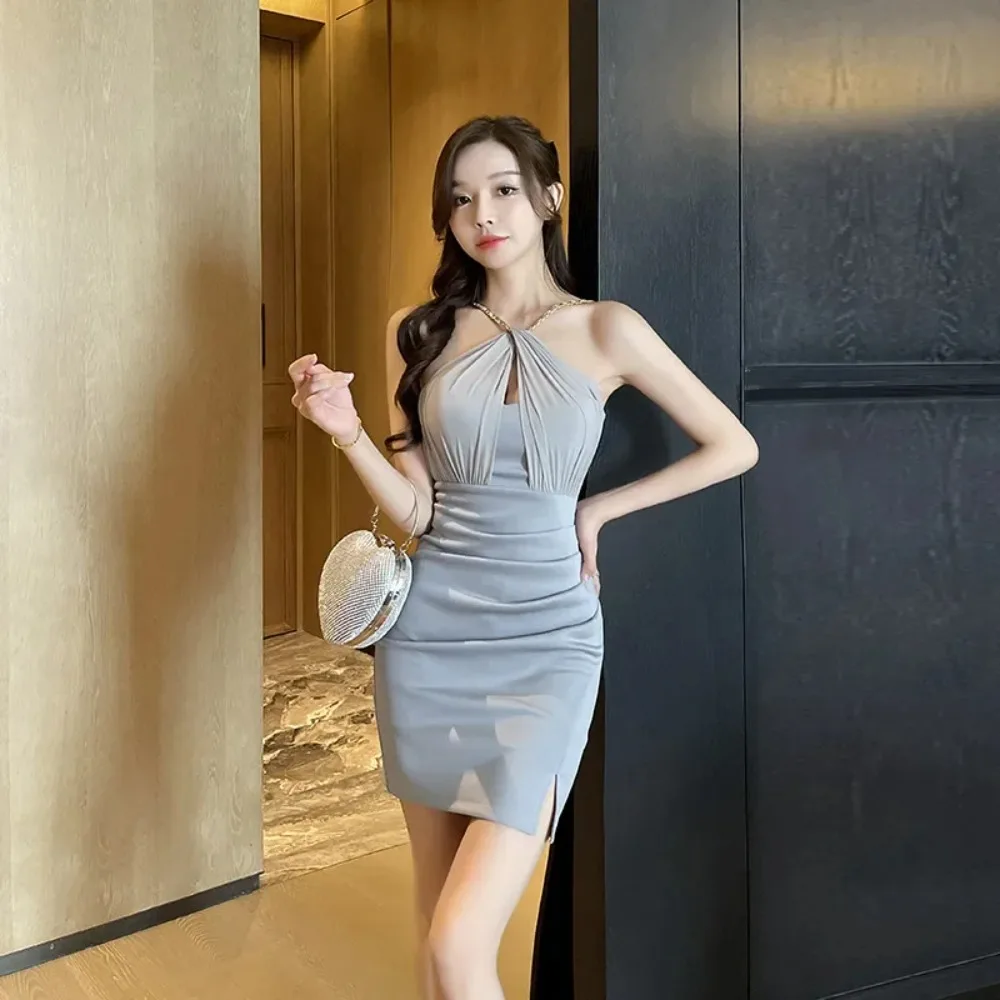 

Sexy strapless and neck hanging new short skirt with a cinched waist, sleeveless backless dress