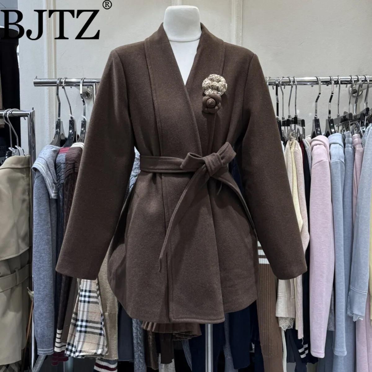 BJTZ 2025 Nueva chaqueta de abrigo que se hunde la cintura de alta calidad de invierno con top de corte estético